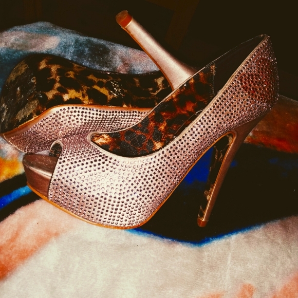 Besty Johnson stilettoslike - Picture 2 of 3